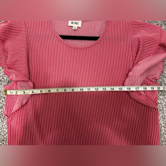 BiBi Urban Rib Fuchsia Ruffle Sleeve Blouse - Picture 5 of 6